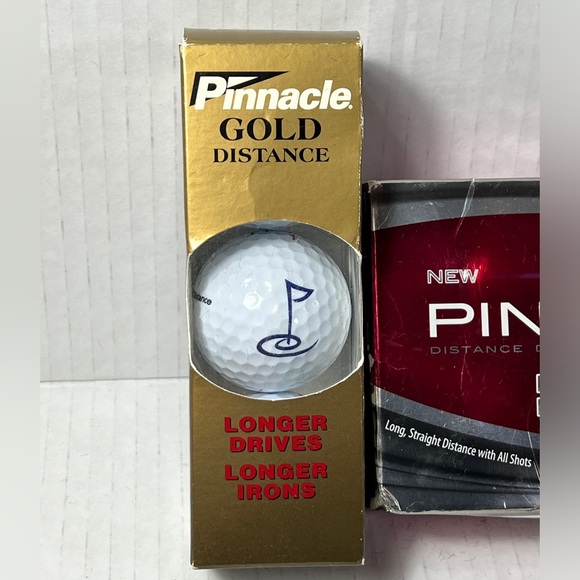 Pinnacle Platinum & Gold Distance 15 Golf Balls LOT Set NIB Sleeves - Picture 2 of 16